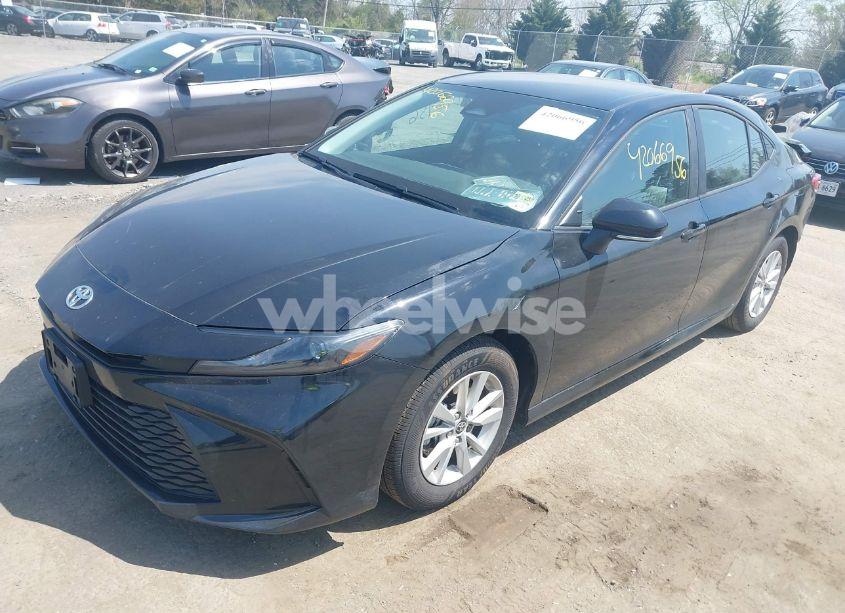 Photo 2 of 2025 Toyota Camry LE (VIN 4T1DAACK8SU533173)