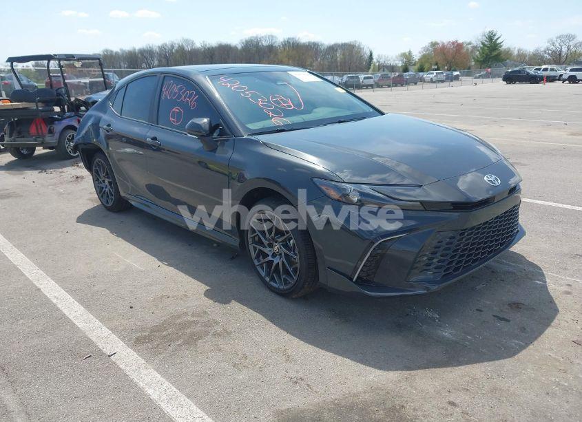 2025 Toyota Camry XSE (VIN 4T1DAACK8SU591199) main photo