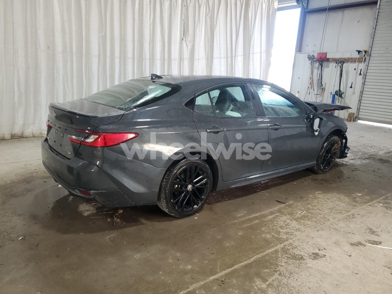 Photo 3 of 2025 TOYOTA CAMRY XSE (VIN 4T1DAACK9SU014049)