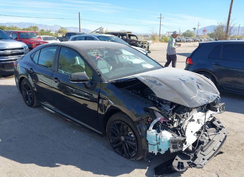 2025 Toyota Camry SE (VIN 4T1DAACK9SU068886) main photo