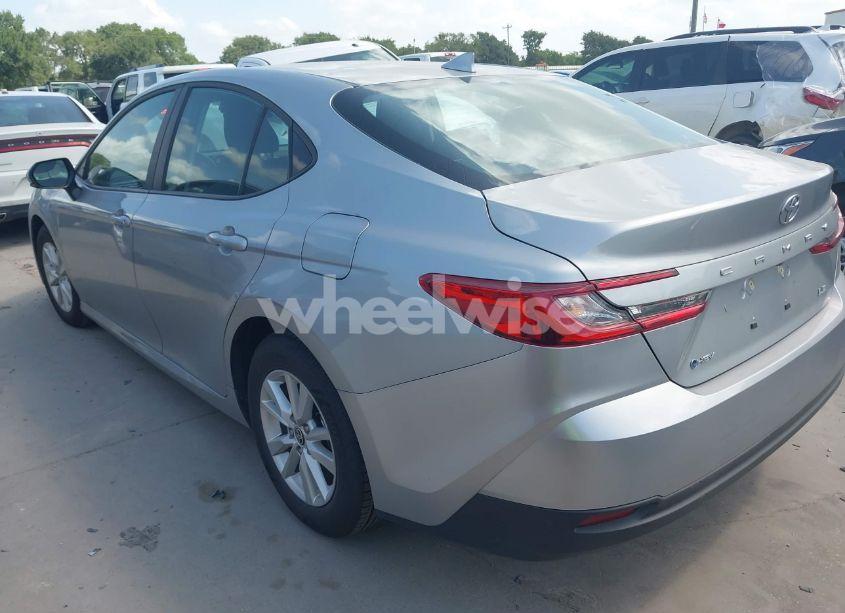 Photo 3 of 2025 Toyota Camry LE (VIN 4T1DAACK9SU089513)