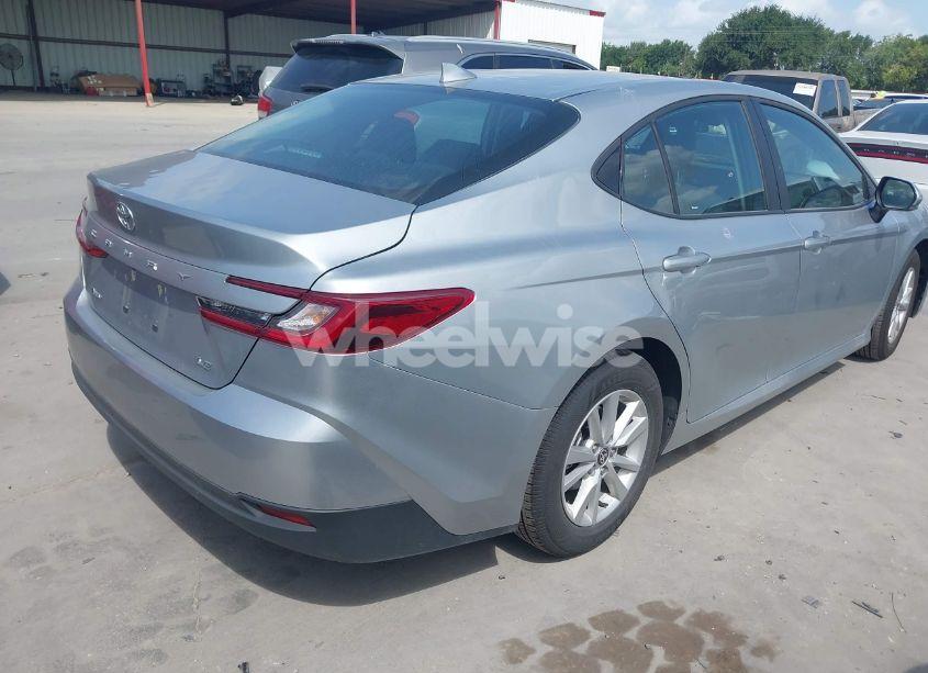 Photo 4 of 2025 Toyota Camry LE (VIN 4T1DAACK9SU089513)