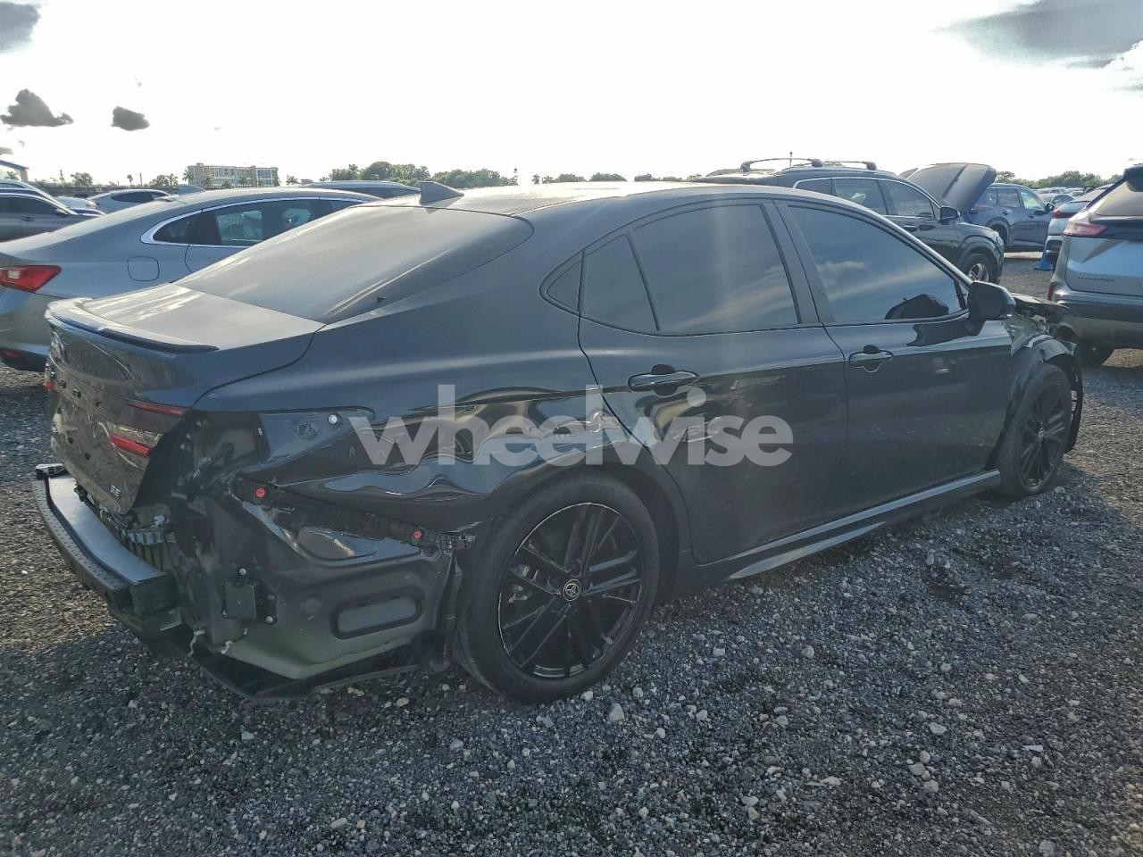 Photo 3 of 2025 TOYOTA CAMRY XSE (VIN 4T1DAACK9SU100817)