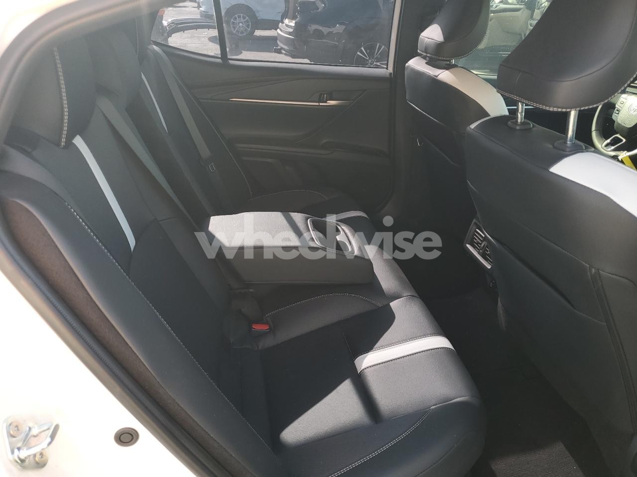 Photo 10 of 2025 TOYOTA CAMRY XSE (VIN 4T1DAACK9SU102485)