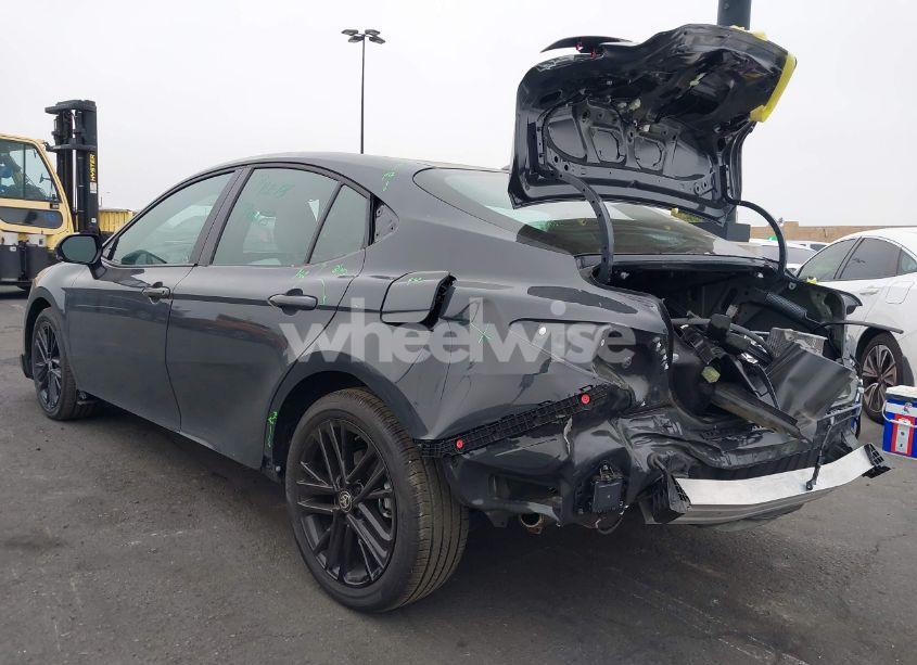 Photo 3 of 2025 Toyota Camry SE (VIN 4T1DAACK9SU110246)