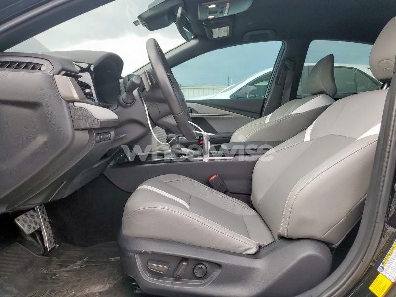 Photo 3 of 2025 TOYOTA CAMRY XSE (VIN 4T1DAACK9SU121635)