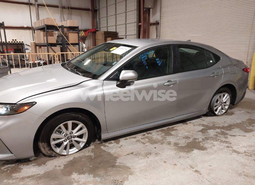 Photo 17 of 2025 Toyota Camry LE (VIN 4T1DAACK9SU506600)