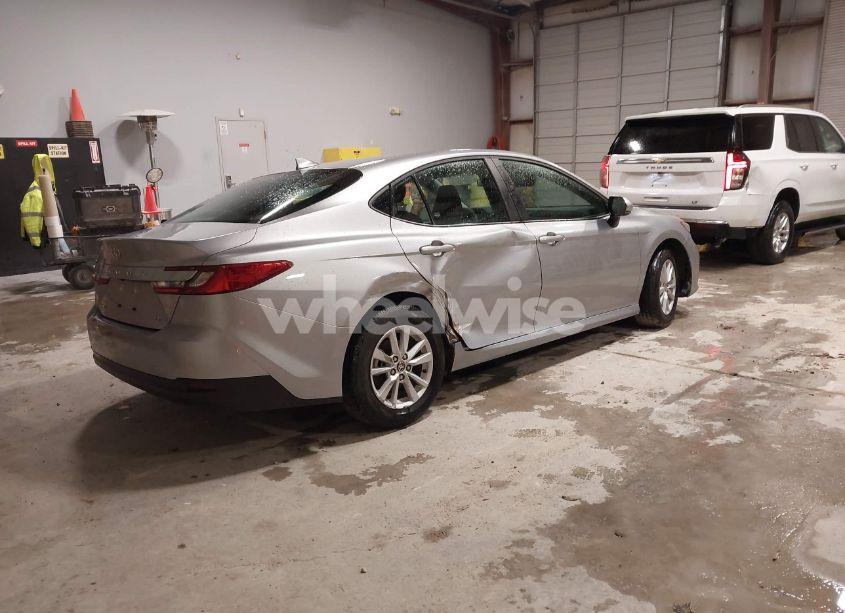 Photo 4 of 2025 Toyota Camry LE (VIN 4T1DAACK9SU506600)