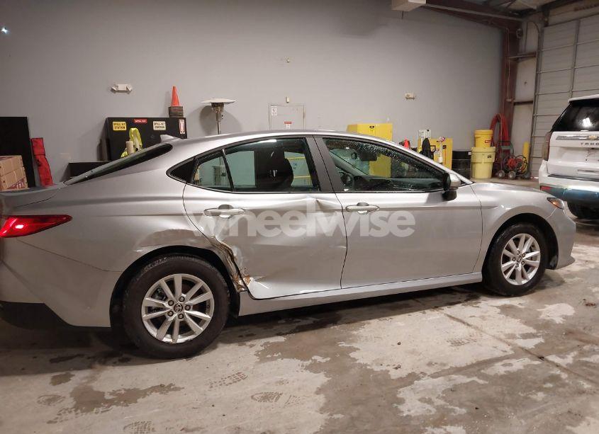 Photo 6 of 2025 Toyota Camry LE (VIN 4T1DAACK9SU506600)