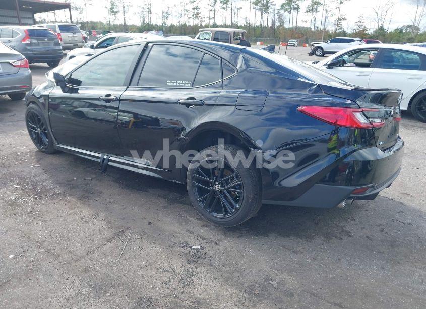 Photo 3 of 2025 Toyota Camry SE (VIN 4T1DAACK9SU526443)