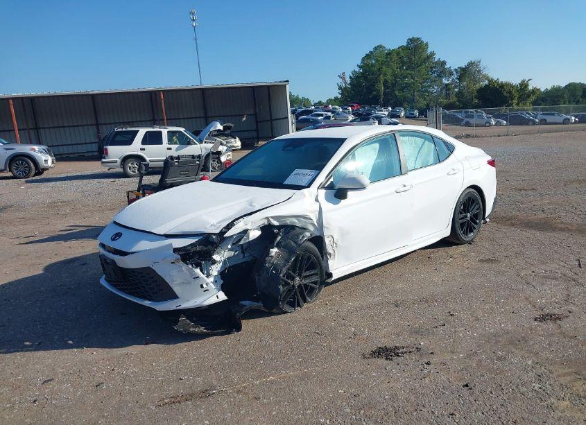 Photo 2 of 2025 Toyota Camry SE (VIN 4T1DAACK9SU531710)