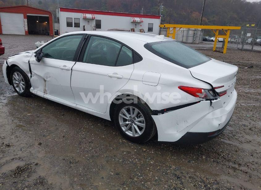 Photo 3 of 2025 Toyota Camry LE (VIN 4T1DAACK9SU535417)