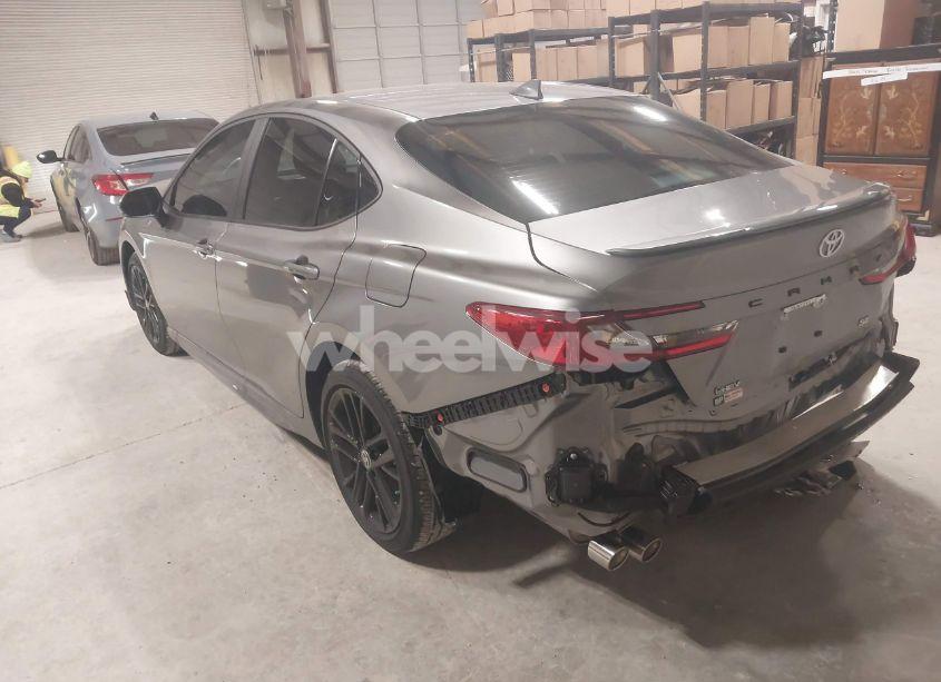 Photo 3 of 2025 Toyota Camry SE (VIN 4T1DAACK9SU561015)