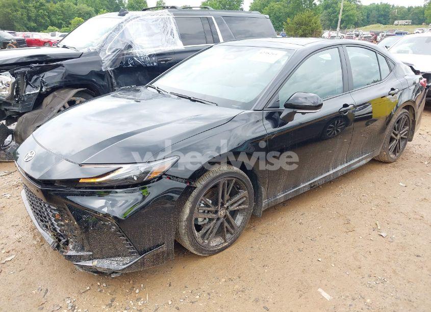 Photo 2 of 2025 Toyota Camry XSE (VIN 4T1DAACK9SU570040)