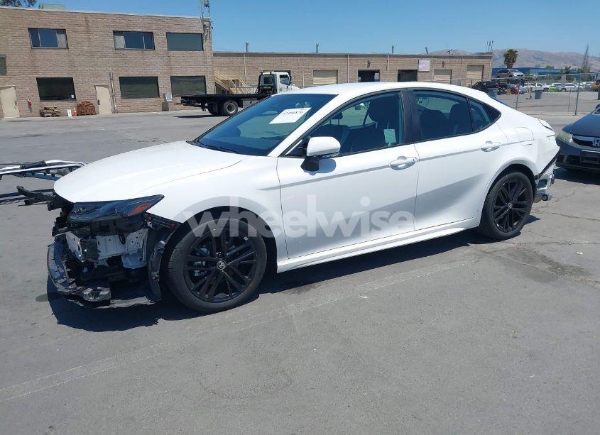 Photo 2 of 2025 Toyota Camry SE (VIN 4T1DAACK9SU575674)