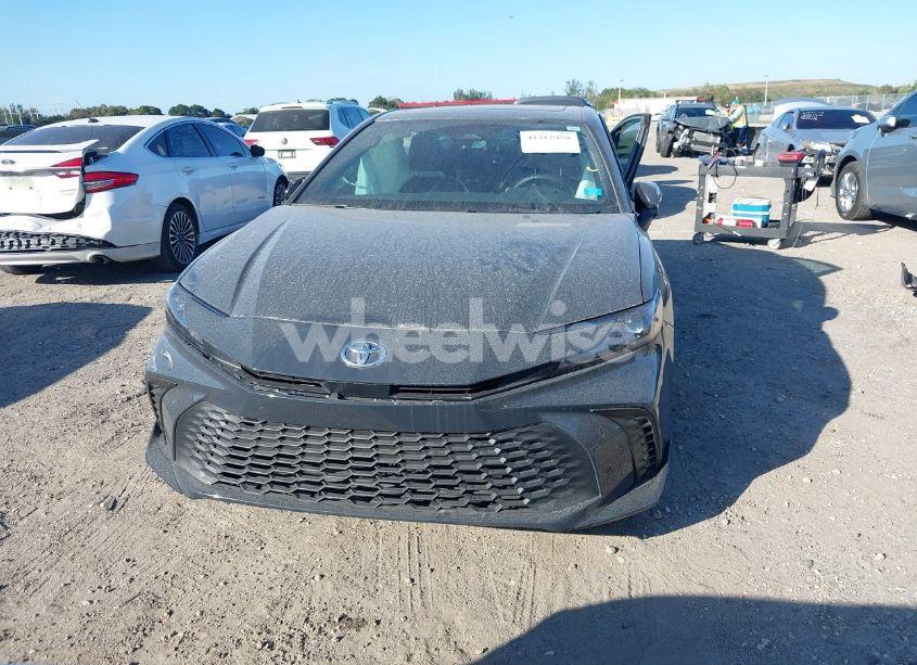 Photo 13 of 2025 Toyota Camry SE (VIN 4T1DAACKXSU001634)