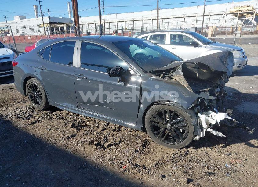 2025 Toyota Camry SE (VIN 4T1DAACKXSU020815) main photo