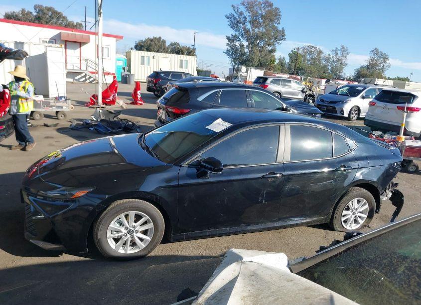 Photo 15 of 2025 Toyota Camry LE (VIN 4T1DAACKXSU022385)