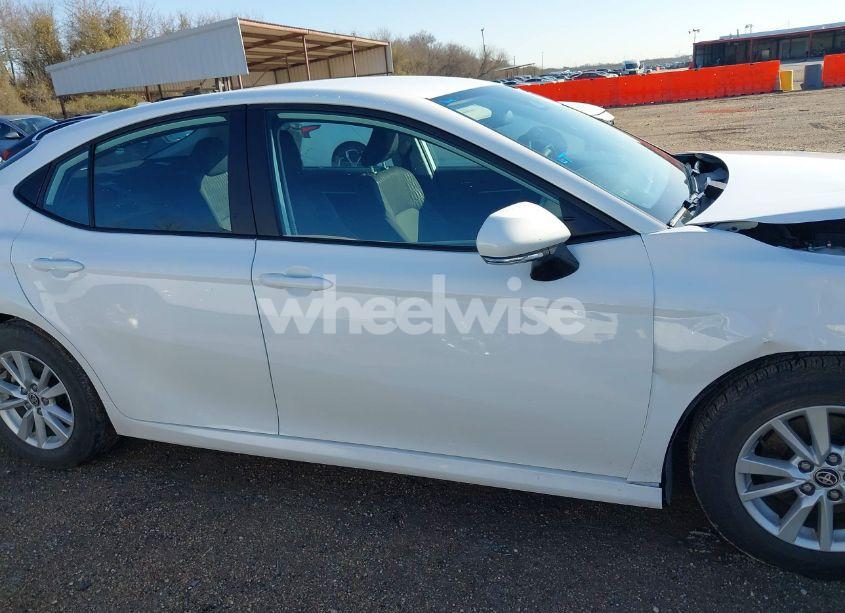 Photo 13 of 2025 Toyota Camry LE (VIN 4T1DAACKXSU023200)