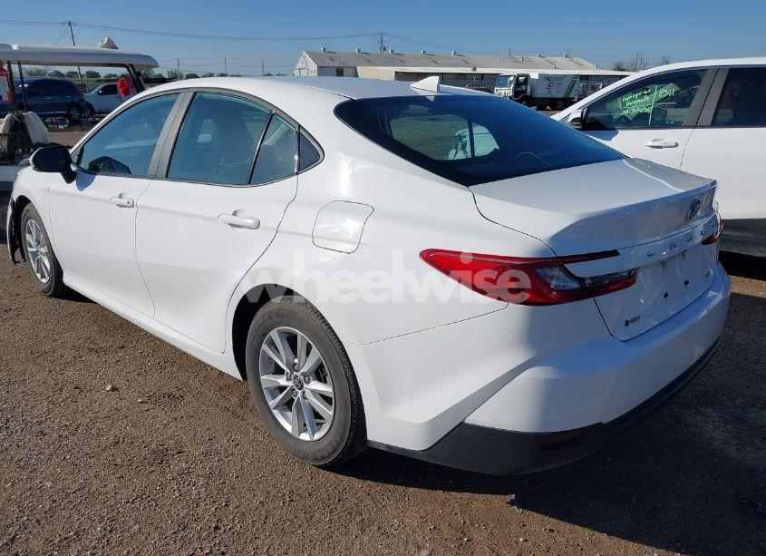 Photo 3 of 2025 Toyota Camry LE (VIN 4T1DAACKXSU023200)