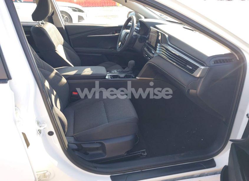 Photo 5 of 2025 Toyota Camry LE (VIN 4T1DAACKXSU023200)