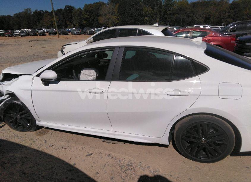 Photo 14 of 2025 Toyota Camry SE (VIN 4T1DAACKXSU027313)