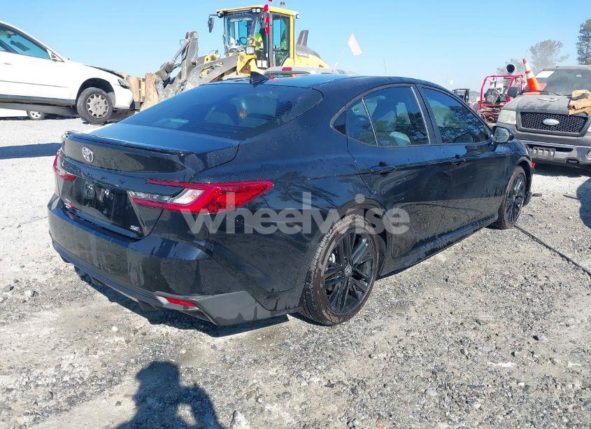 Photo 4 of 2025 Toyota Camry SE (VIN 4T1DAACKXSU039476)