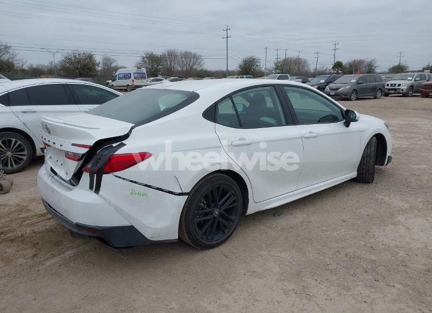 Photo 4 of 2025 Toyota Camry SE (VIN 4T1DAACKXSU042667)