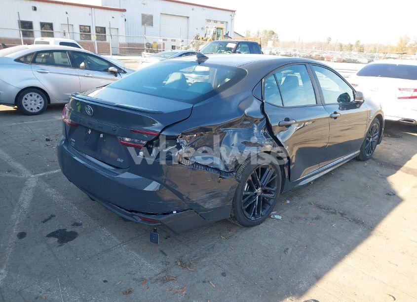 Photo 4 of 2025 Toyota Camry SE (VIN 4T1DAACKXSU047447)