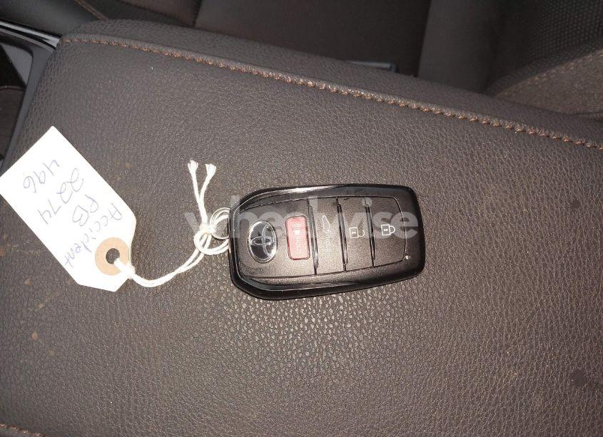 Photo 11 of 2025 Toyota Camry XSE/XLE/LE/SE (VIN 4T1DAACKXSU074180)