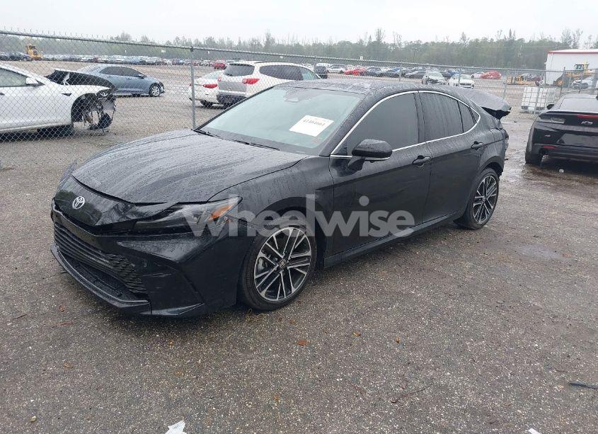 Photo 2 of 2025 Toyota Camry XSE/XLE/LE/SE (VIN 4T1DAACKXSU074180)