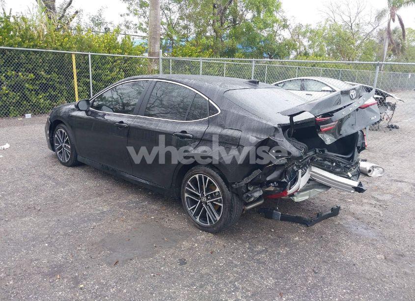 Photo 3 of 2025 Toyota Camry XSE/XLE/LE/SE (VIN 4T1DAACKXSU074180)