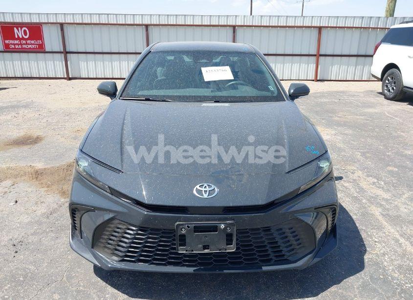 Photo 12 of 2025 Toyota Camry SE (VIN 4T1DAACKXSU118436)