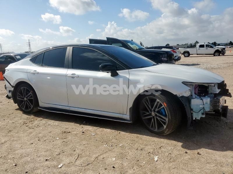 2025 TOYOTA CAMRY XSE (VIN 4T1DAACKXSU133132) main photo