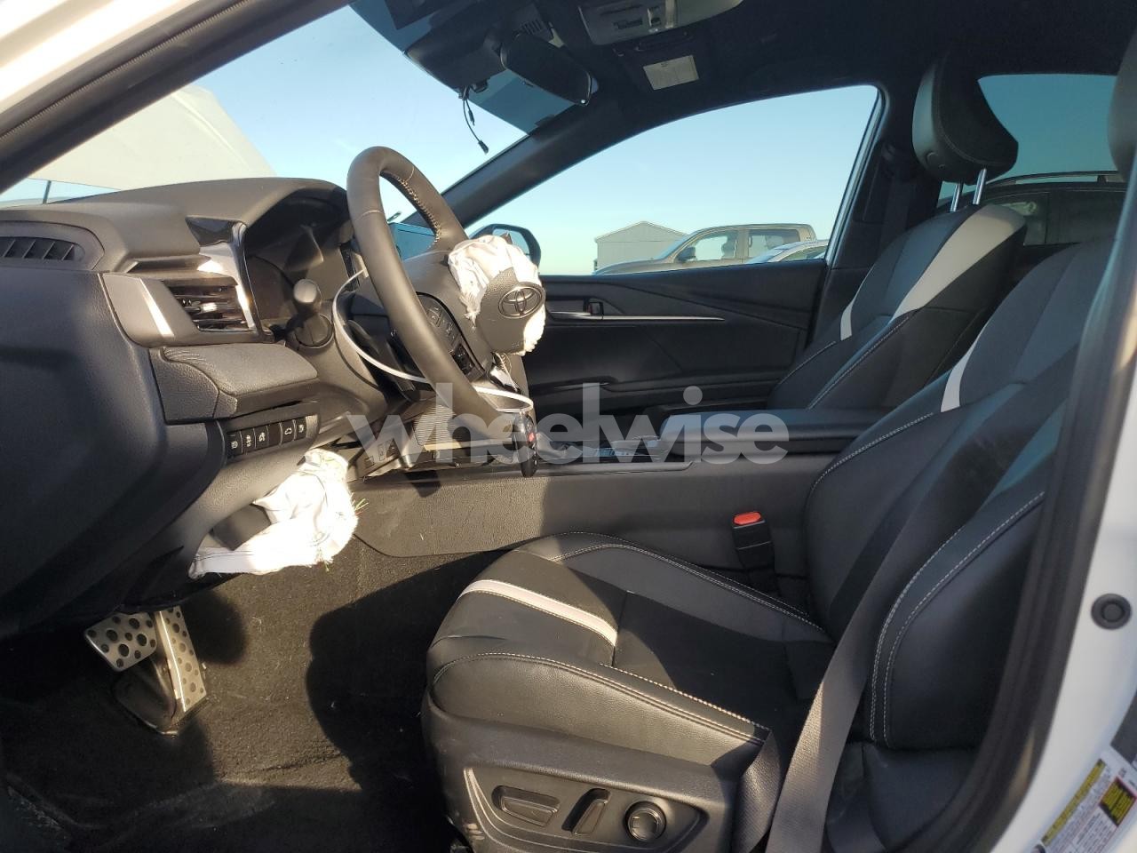 Photo 7 of 2025 TOYOTA CAMRY XSE (VIN 4T1DAACKXSU155146)