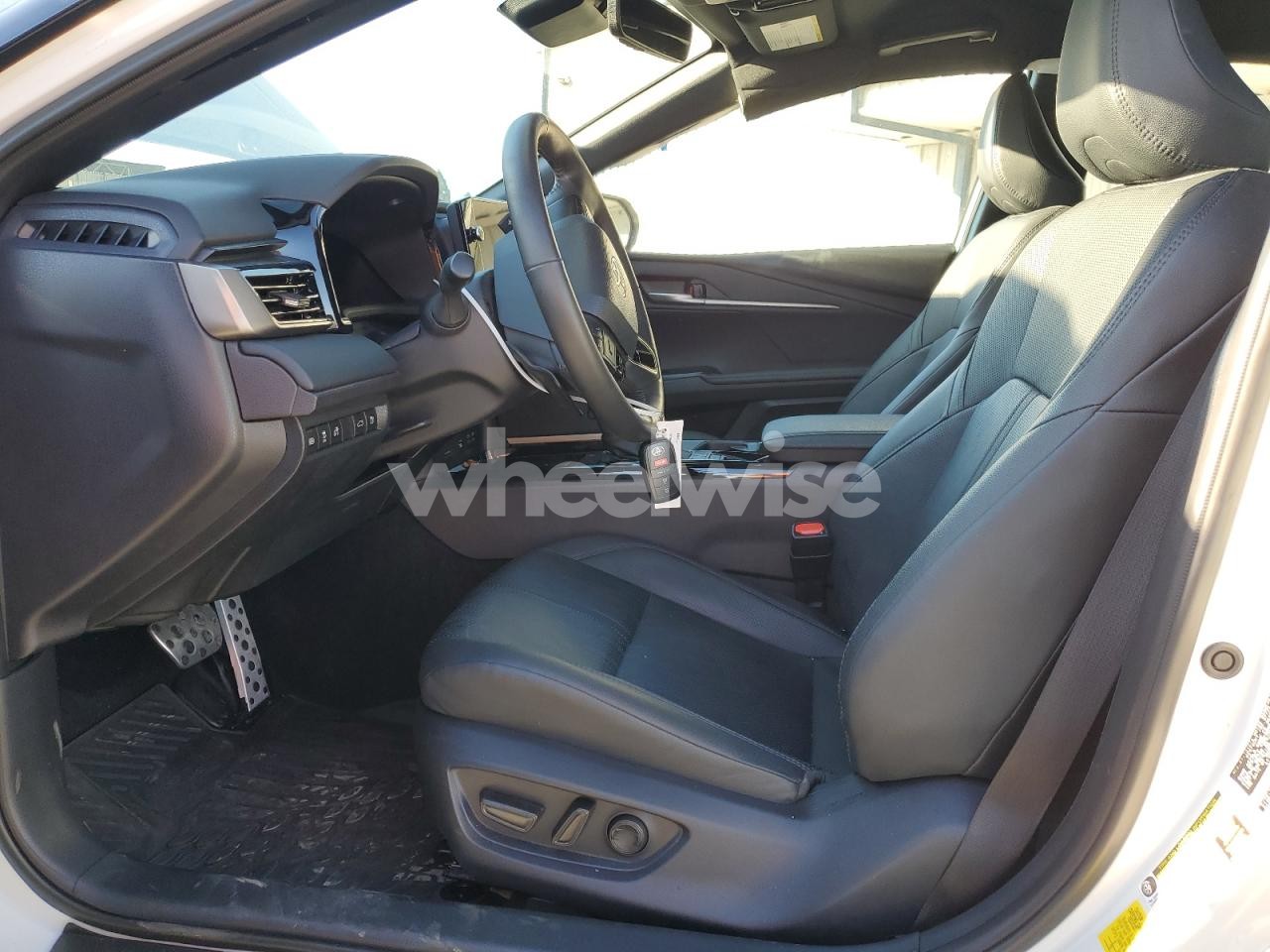 Photo 7 of 2025 TOYOTA CAMRY XSE (VIN 4T1DAACKXSU185845)