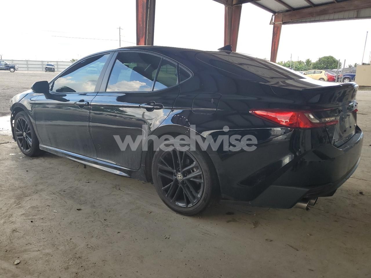 Photo 2 of 2025 TOYOTA CAMRY XSE (VIN 4T1DAACKXSU512048)