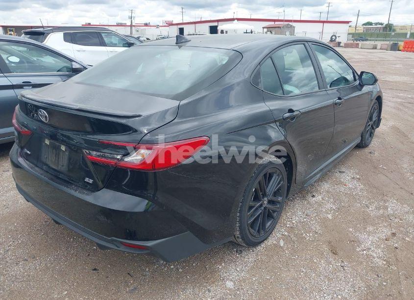 Photo 4 of 2025 Toyota Camry SE (VIN 4T1DAACKXSU528847)