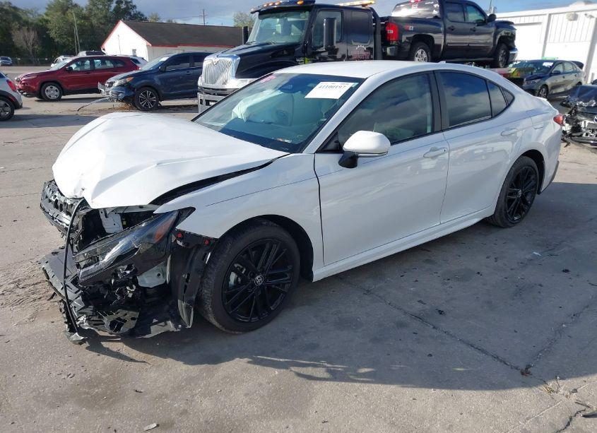 Photo 2 of 2025 Toyota Camry SE (VIN 4T1DAACKXSU528878)