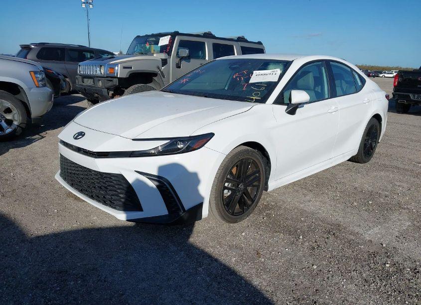 Photo 2 of 2025 Toyota Camry SE (VIN 4T1DAACKXSU530114)