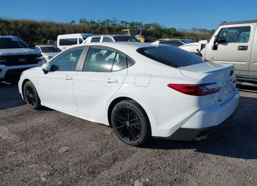 Photo 3 of 2025 Toyota Camry SE (VIN 4T1DAACKXSU530114)