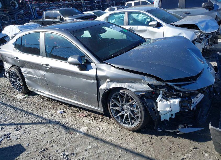 2025 Toyota Camry XSE (VIN 4T1DAACKXSU541453) main photo