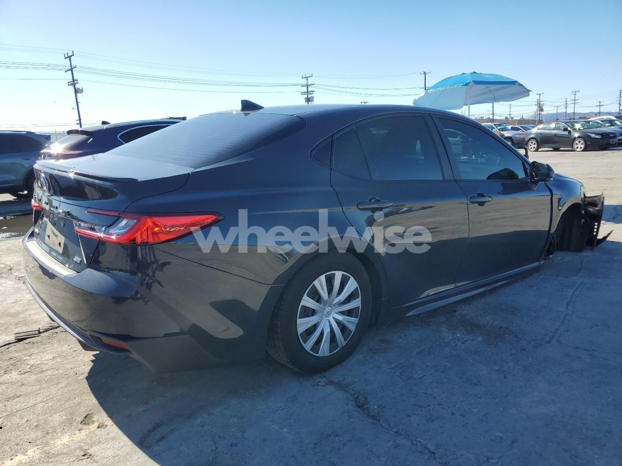 Photo 3 of 2025 TOYOTA CAMRY XSE (VIN 4T1DAACKXSU547592)