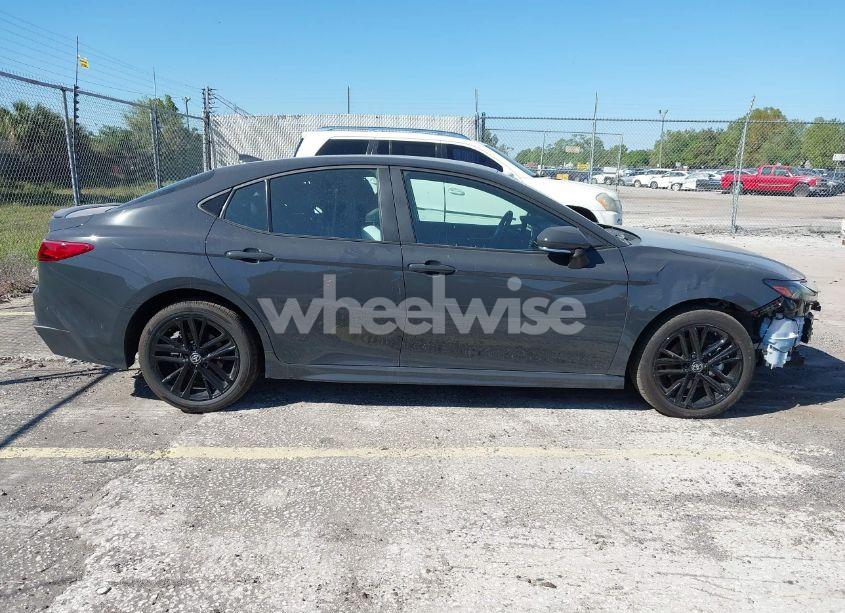 Photo 14 of 2025 Toyota Camry SE (VIN 4T1DAACKXSU556177)