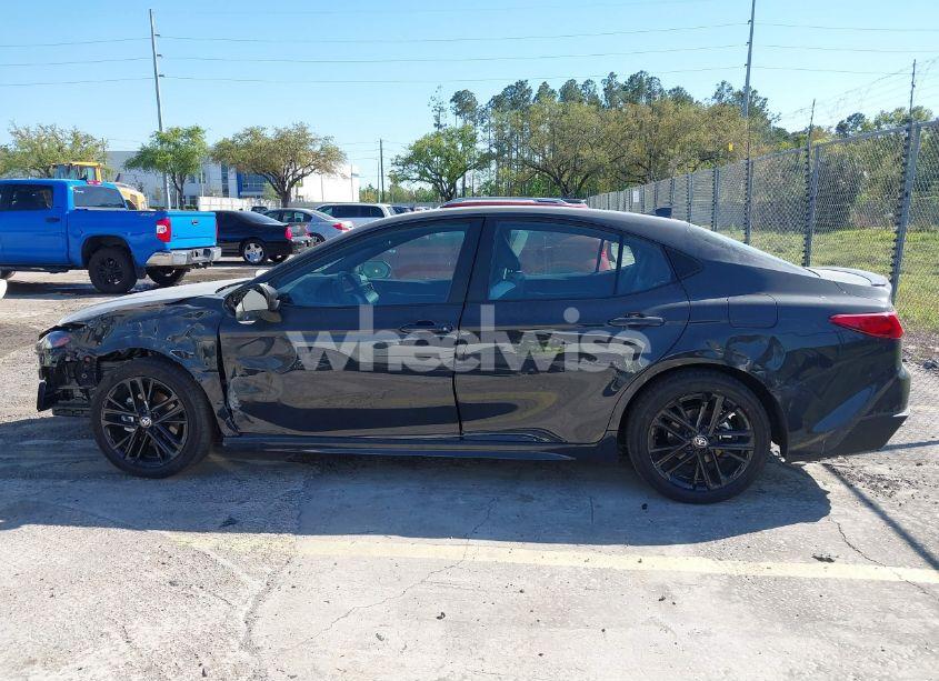 Photo 15 of 2025 Toyota Camry SE (VIN 4T1DAACKXSU556177)