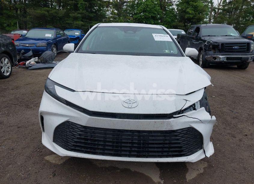 Photo 13 of 2025 Toyota Camry LE (VIN 4T1DAACKXSU587395)