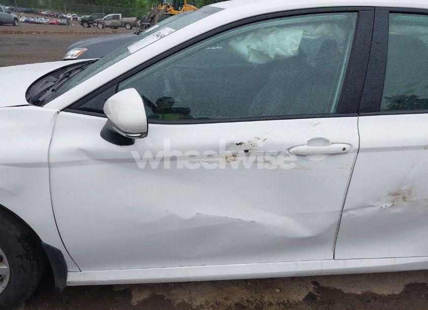 Photo 19 of 2025 Toyota Camry LE (VIN 4T1DAACKXSU587395)