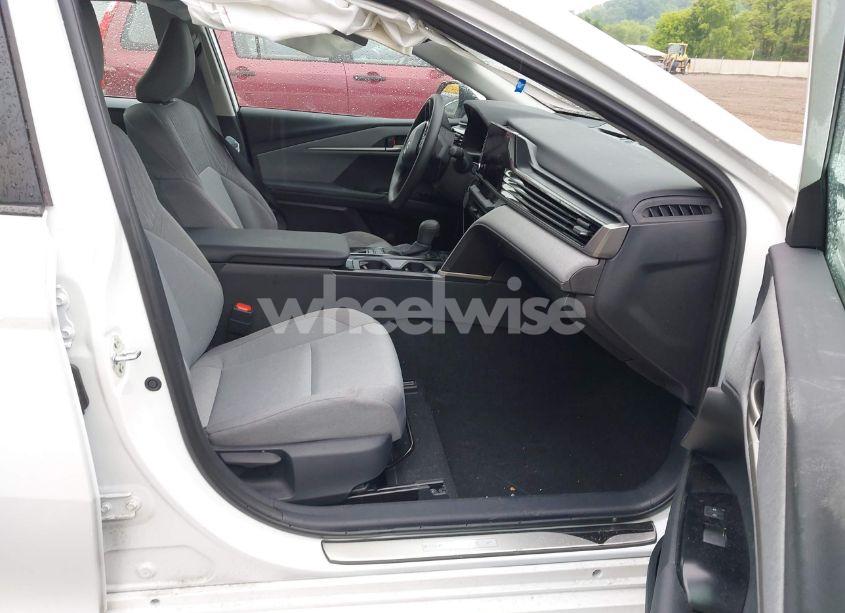 Photo 5 of 2025 Toyota Camry LE (VIN 4T1DAACKXSU587395)