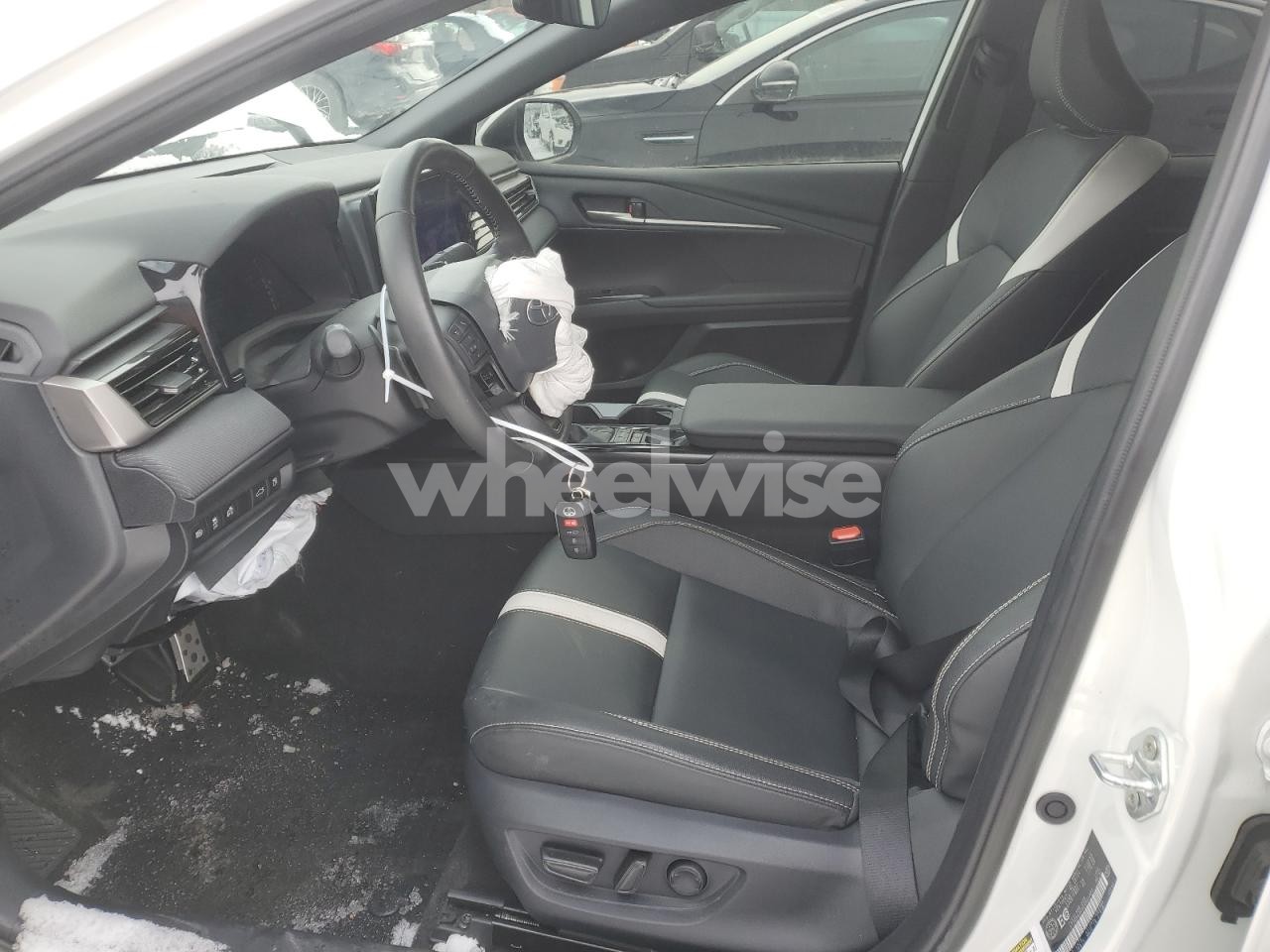 Photo 7 of 2025 TOYOTA CAMRY XSE (VIN 4T1DBADK0SU004909)