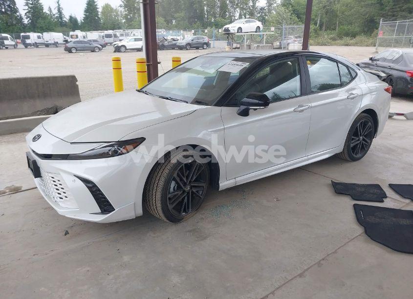 Photo 2 of 2025 Toyota Camry XSE (VIN 4T1DBADK0SU006661)